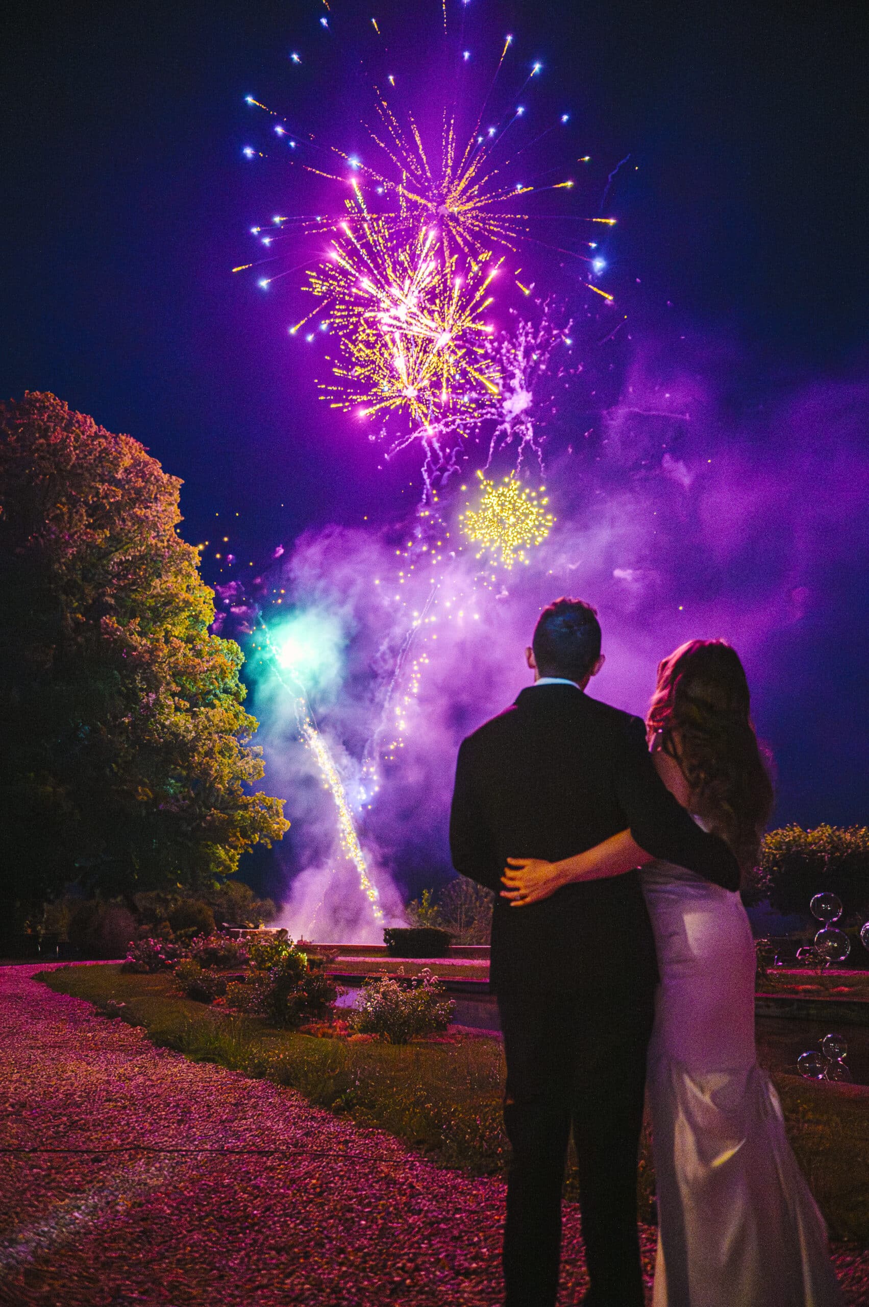 Photo mariage Laura & Francisco au château de Hattonchâtel avec un magnifique feu d'artifice de Stormtek